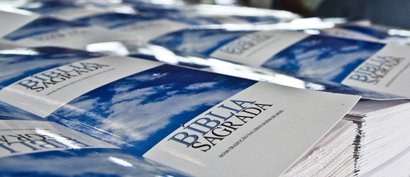 Bible distribution reaches new peak in Brazil